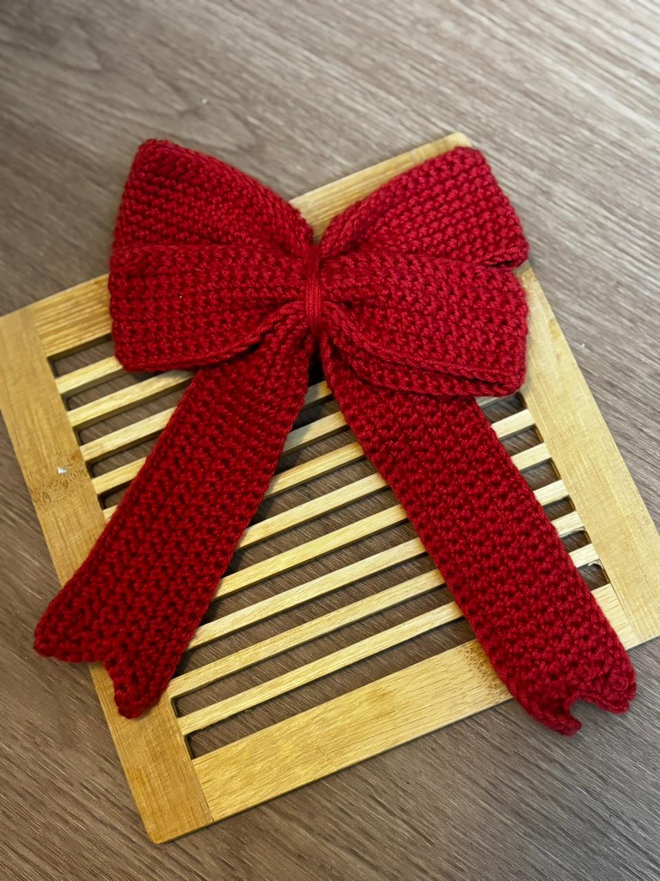 Bows Pin